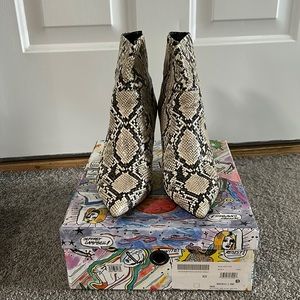 Gently used Jeffrey Campbell heels